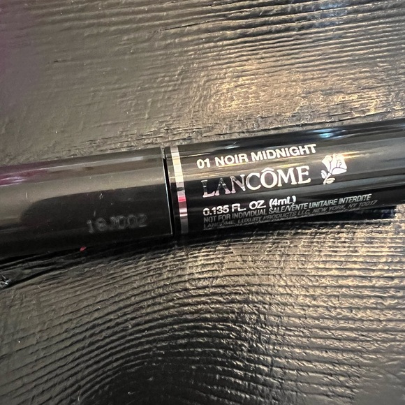 Lancôme makeup bag with products - Picture 6 of 13